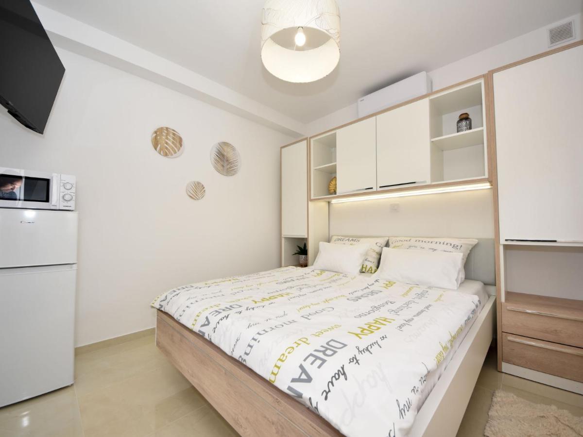 Apartment Matanovi Dvori-1 By Interhome Vir Εξωτερικό φωτογραφία